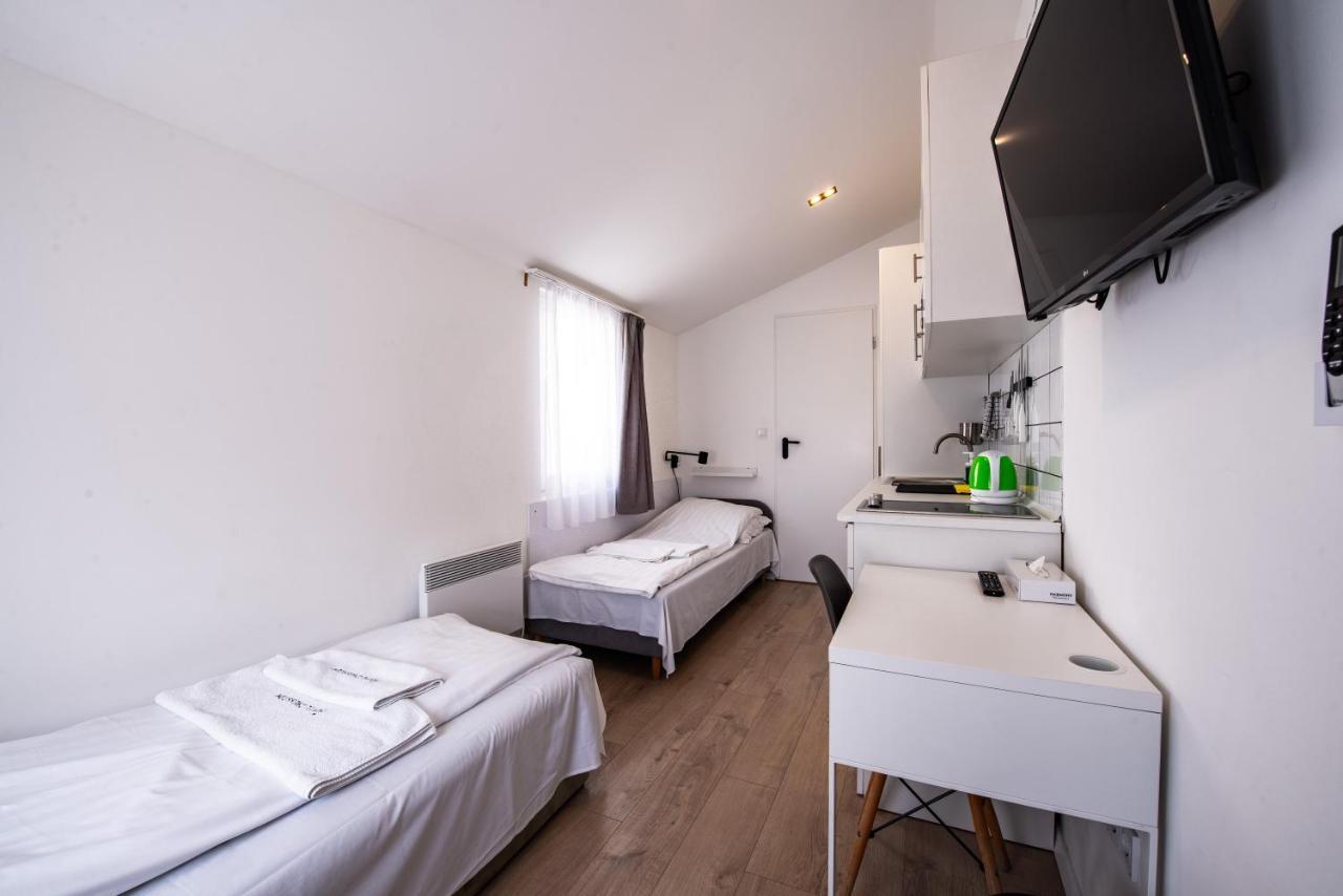 Chesscom Apartments Budapest Exteriör bild